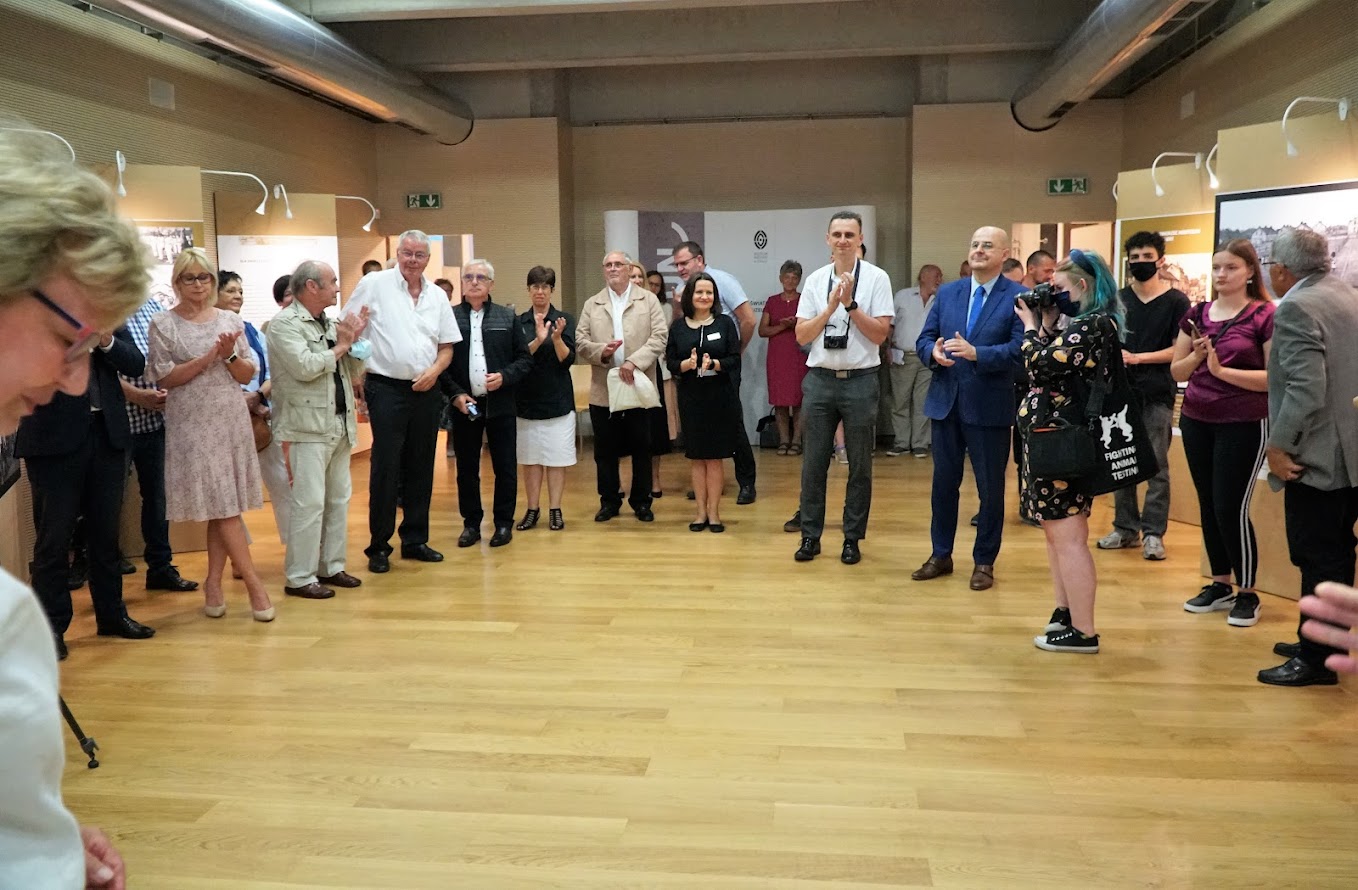 Wernisaż wystawy Nowa / Sztuka / Montceau-Les-Mines