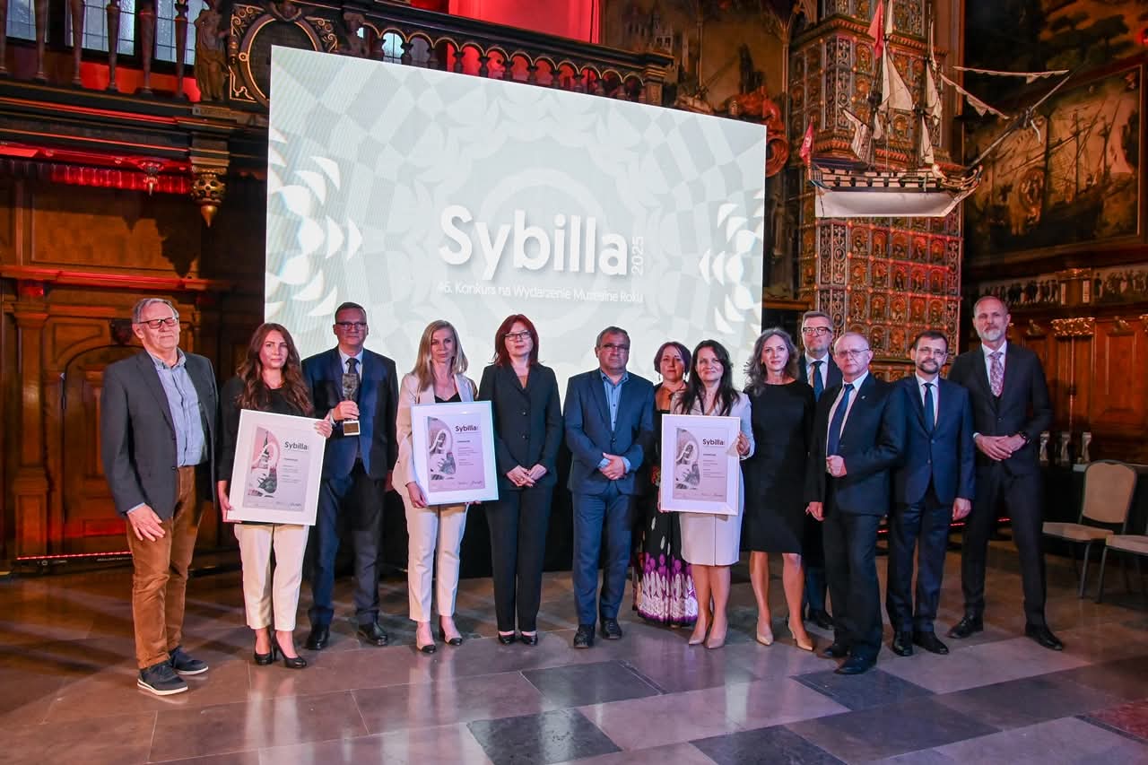 Pracownicy Muzeum Miejskiego w Żorach na wręczeniu nagród Sybilla 2026