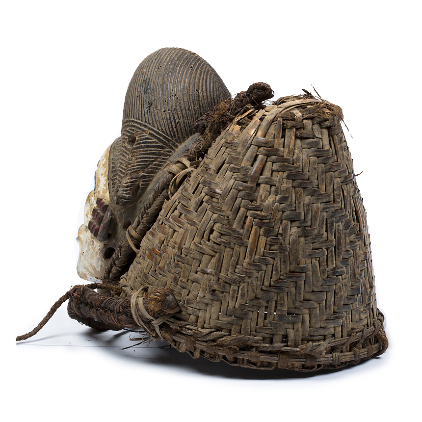 Mask of okuyi punu MŻo/A/3589