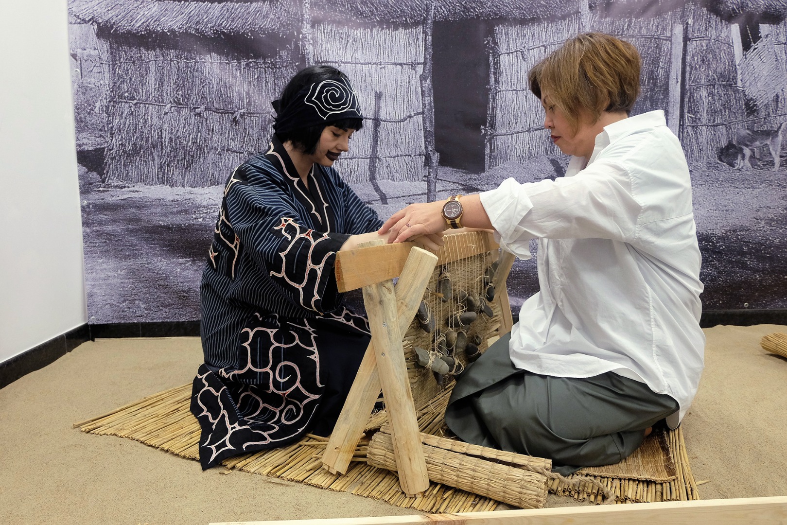 Wystawa w Żorach Świat Ajnów